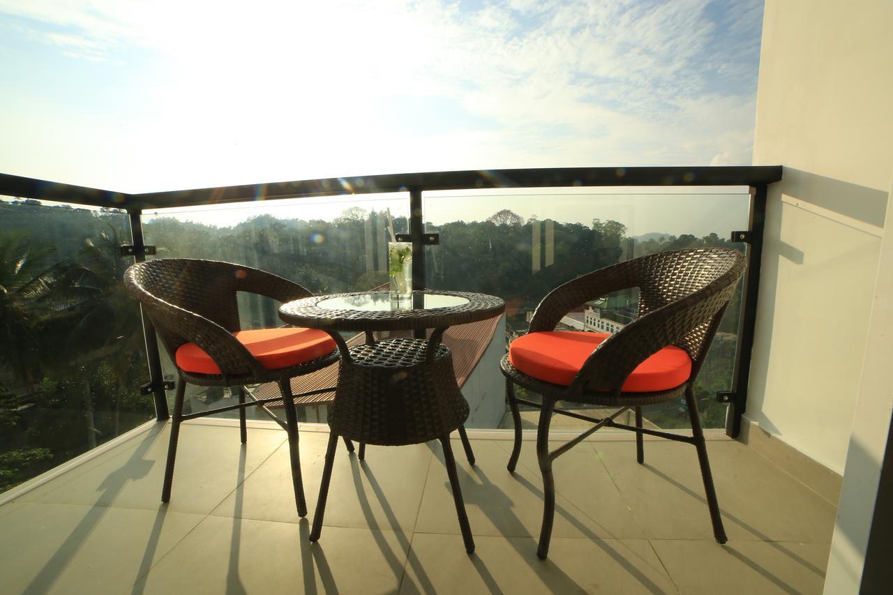 Lavendish Hills Kandy Exterior foto